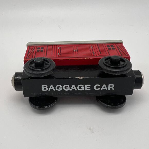 Thomas the Train & Friends Baggage Car Wooden Railway Gullane Red Gray 2003 Toy - Picture 6 of 6
